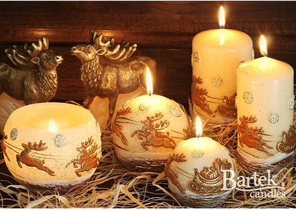 Bartek Candles REN Свеча "Олени" - образ коллекции A, шар, диаметр 80мм, артикул 5907602653083