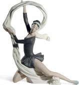 Статуэтка Танцовщица с Вулью (Dancer With Veil) 34см NAO 02012010