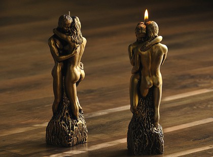 Свеча декоративная Bartek Candles Влюблённая пара фигурка 25см 108111
