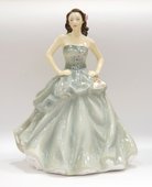 Статуэтка С днём Рождения 22см фарфор Royal Doulton HABISC26276