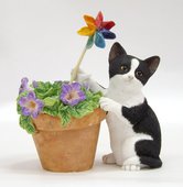 Статуэтка Enesco Котёнок с петунией, 9см, полистоун CA03280