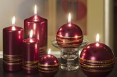 Свеча Золотые кольца, шар 10см Bartek Candles 5907602663679