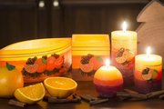 Свеча декоративная Bartek Candles Апельсин с корицей, колонна 7x14см 5907602658699
