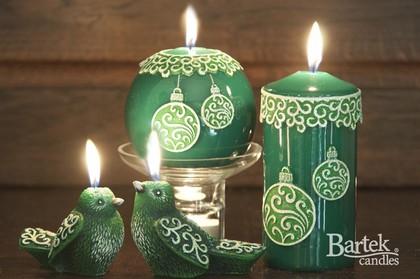 Свеча декоративная Bartek Candles Новогодние игрушки, шар, d8см 150041