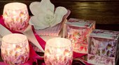 Свеча Любимые цветы, стакан 8x7.5см Bartek Candles 5907602694406