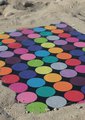 Скатерть водоотталкивающая Aitana Hooper, 140x140см, разноцветные круги HOOP/140140/negro