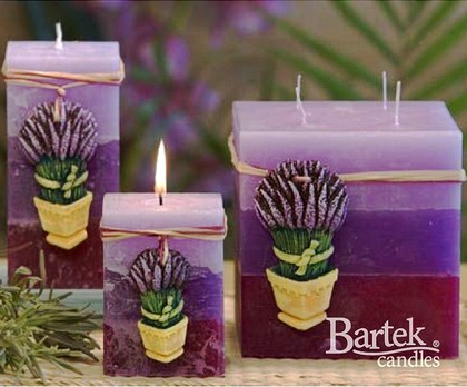 Bartek Candles RUSTIC LAVENDER Свеча "Лаванда" - образ коллекции B, блок 70х70х140мм, артикул 5907602656015