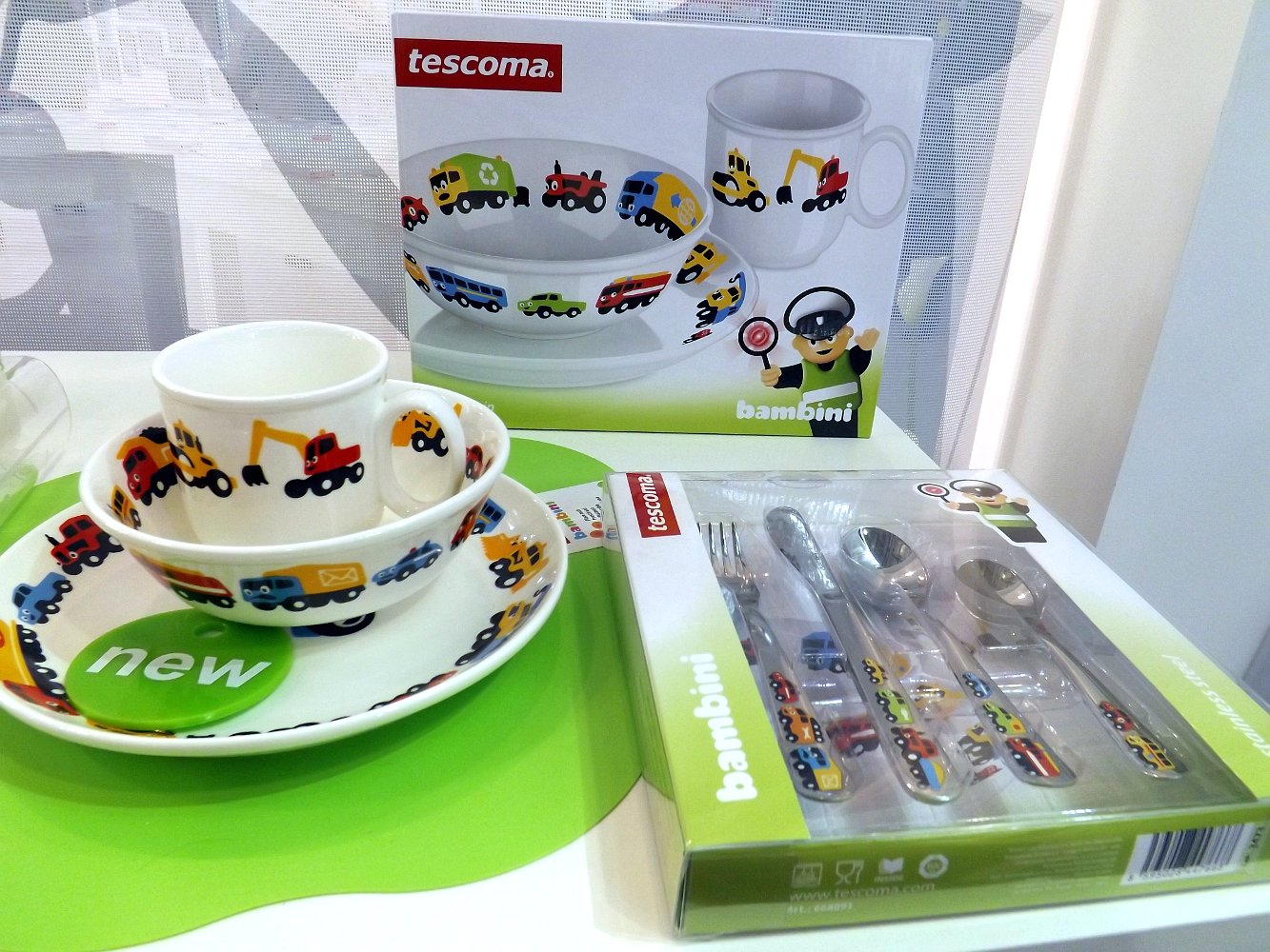 Детская посуда от Tescoma. Выставка HouseHold Expo в Москве, сентябрь 2013 г.