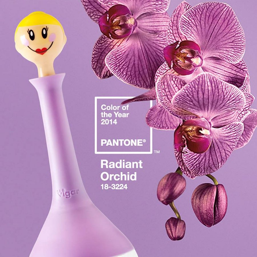 Сочетание образца изделия Vigar с фотообразом Цвета года от Pantone