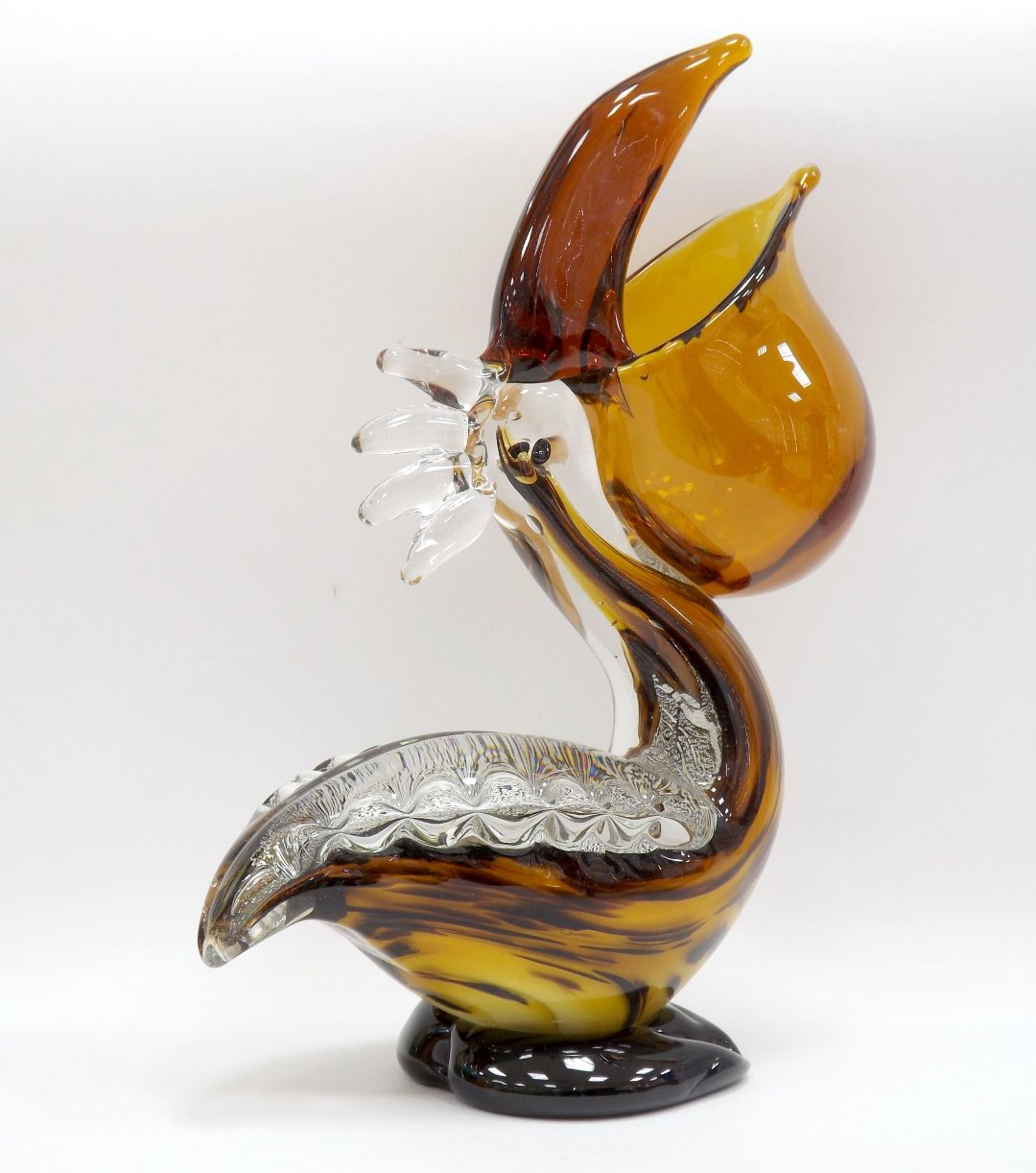 Стеклянная скульптура «Пеликан» от Top Art Studio