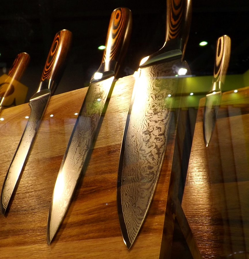 Кухонные ножи Mikadzo DAMASCUS SUMINAGASHI на московской выставке Мебель-2013