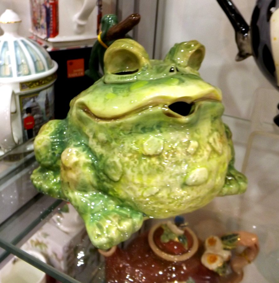 Керамический коллекционный чайник от Blue Sky - жаба